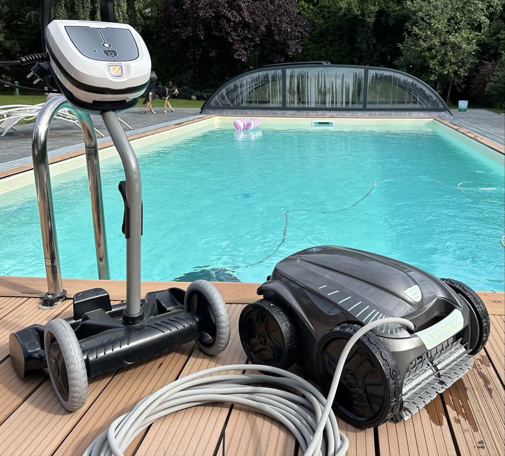 Robot basenowy Zodiac Vortex AV34850. Odkurzacz, basen