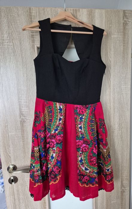 Sukienka góralska,r.S