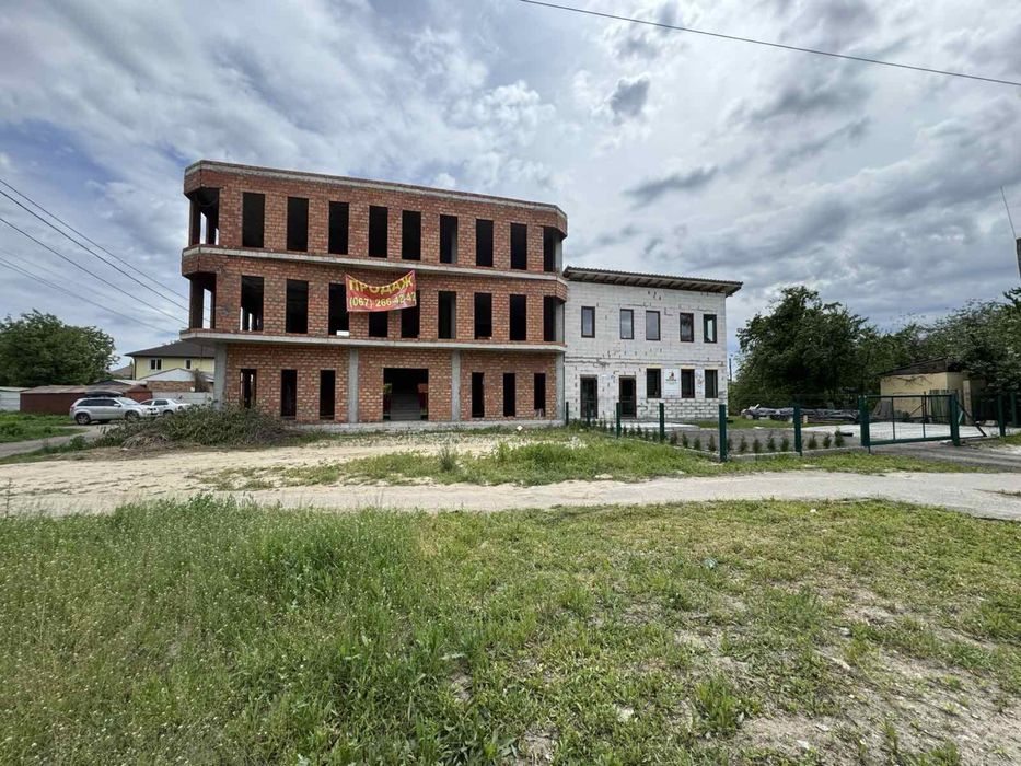 Боярка продаж будівлі Фасад 500квм + парковка