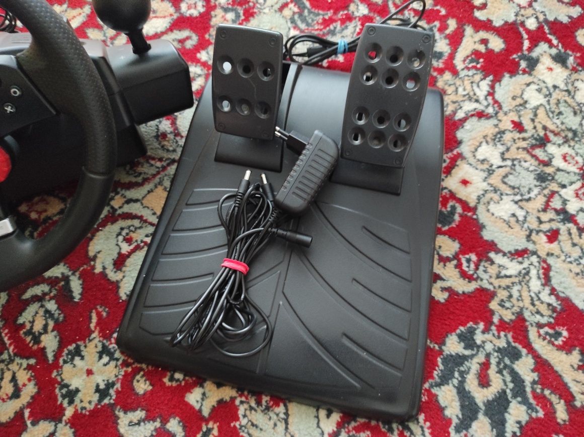 Ігрове кермо Logitech Driving Force GT