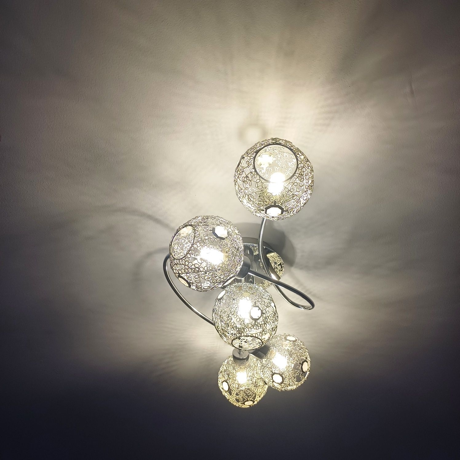 Lampa sufitowa led
