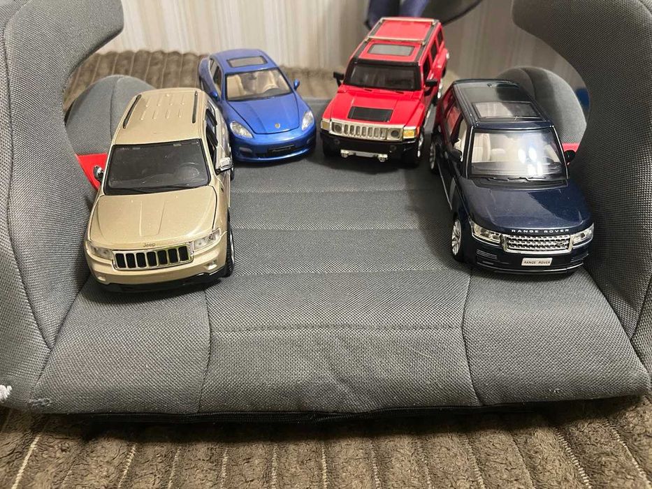 Машинки колекційні, іграшкии, машинки