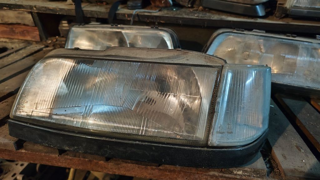 Farol Renault 21