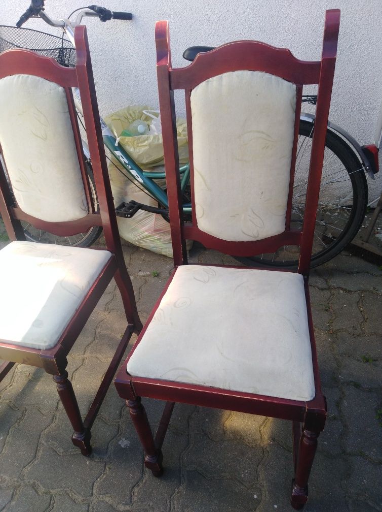 Krzesła stare 6 sztuk