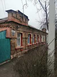 частина будинку біля Клінцовського авторинку ( цікаво під комерцію)