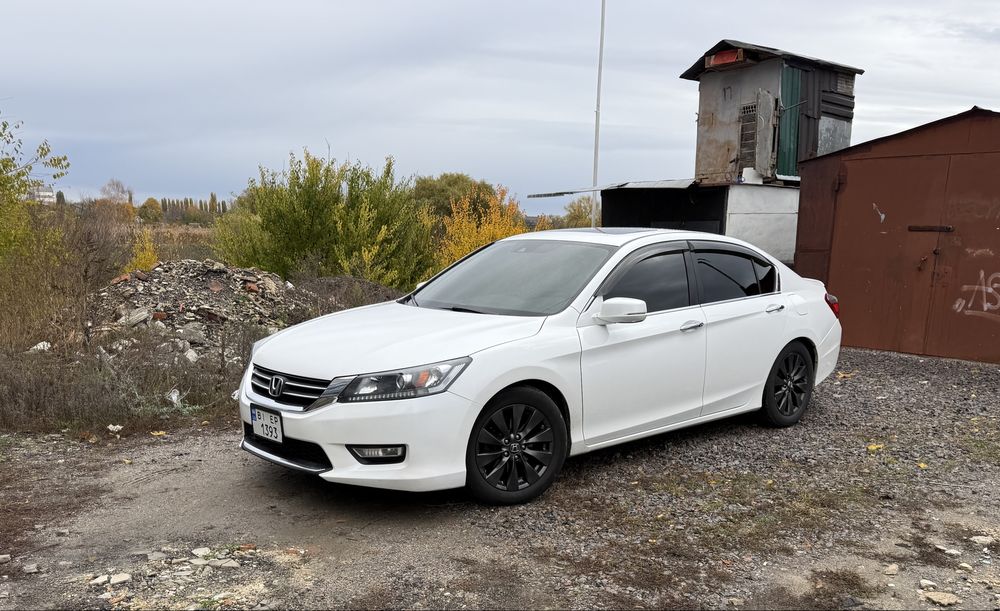 Honda Accord 2015 2 ,4 литра газ/бенз