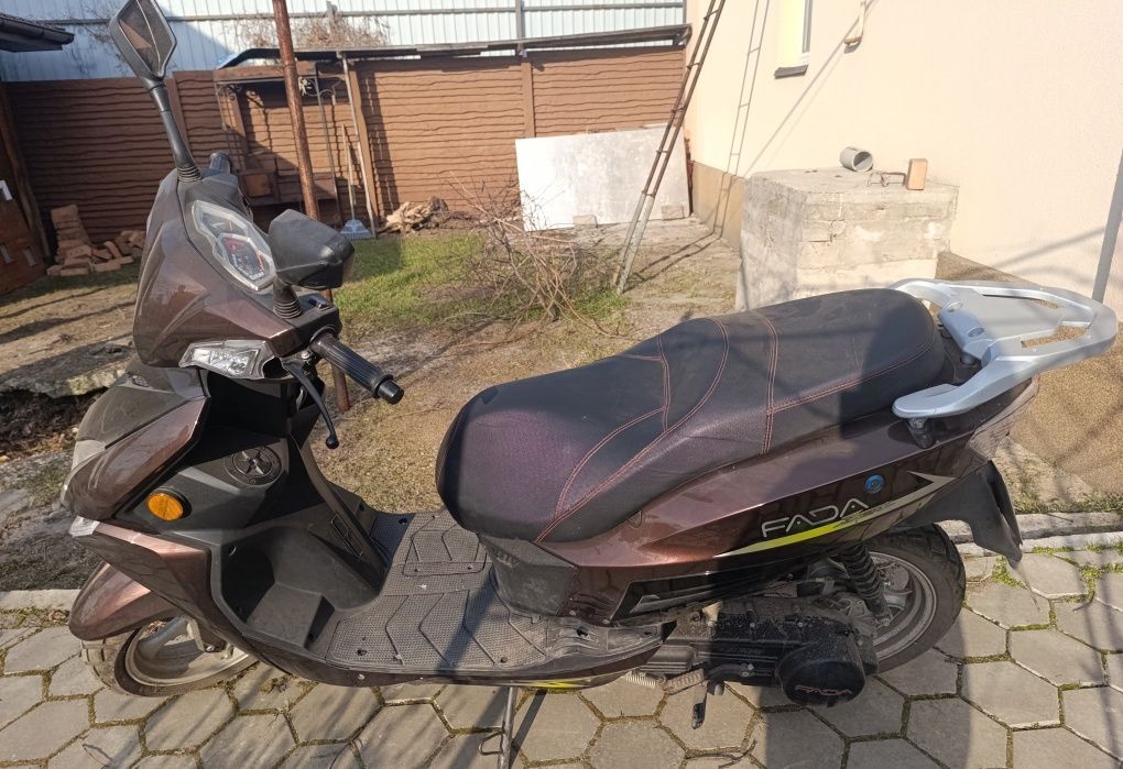 Продам скутер Fada 150 кубовый.