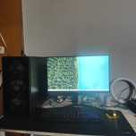 Torre gaming com monitor