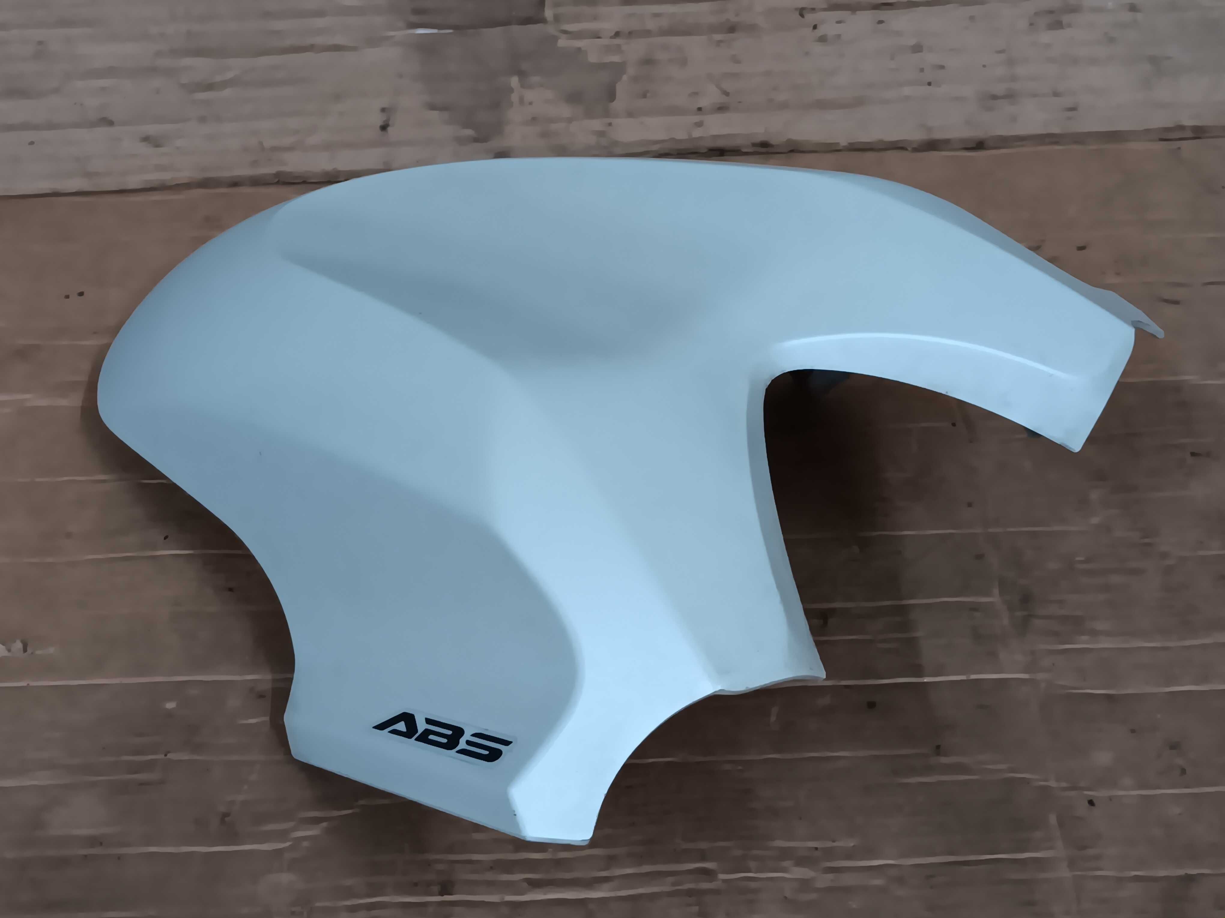 Guarda lamas da frente A Honda NSS125 / 300 / 350 Forza 2018 a 2025