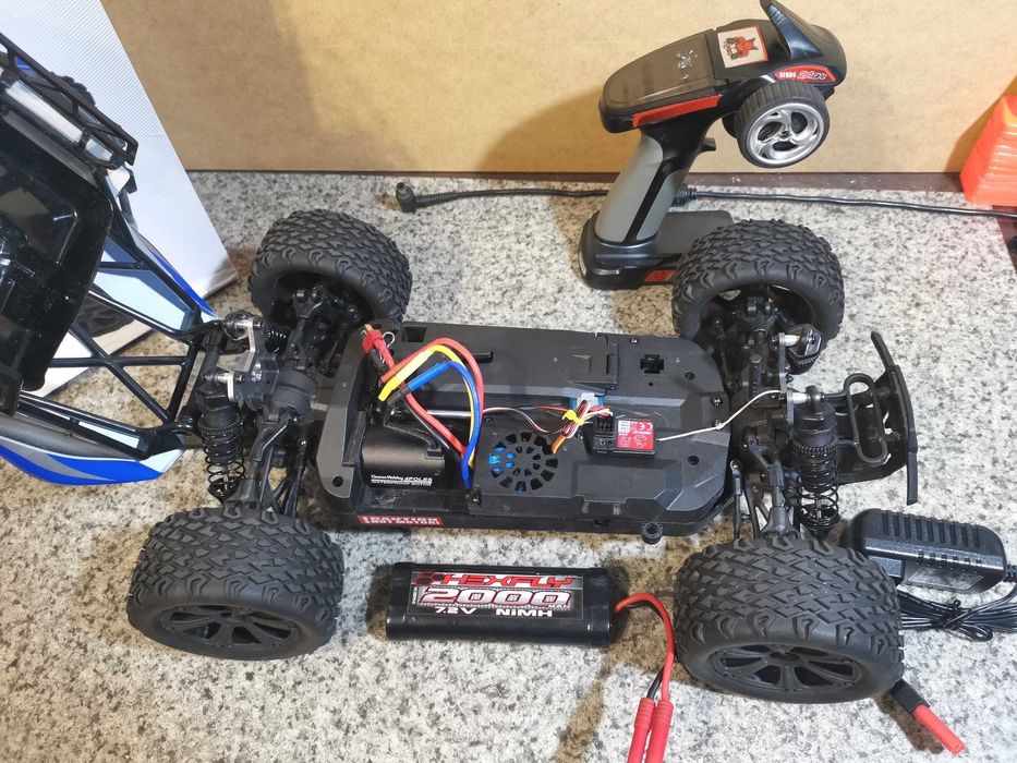 RC машинка Redcat Blackout XBE Pro Brushless трагі безколекторна 1/10