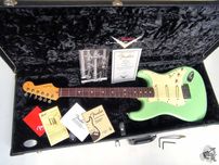 Fender® Custom Shop Jeff Beck Stratocaster® '2009 Surf Green w/case