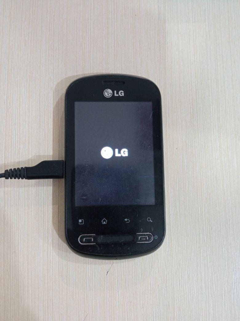 Lg  мобільний телефон смартфон