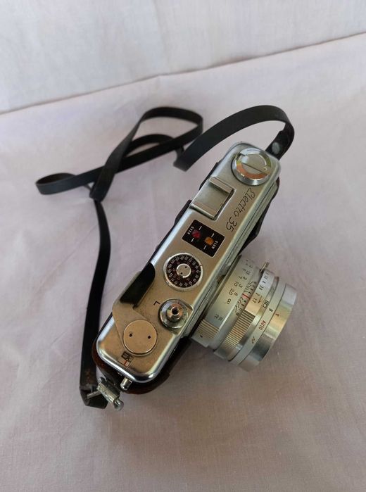 Câmara Fotográfica Yashica
