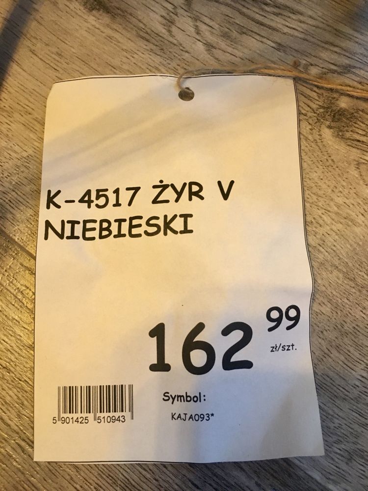 Żyrandol  nowy  metalowy