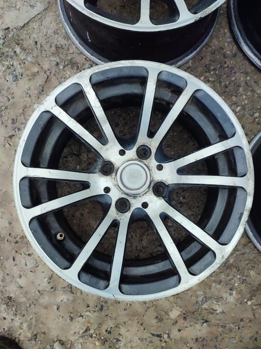 Продам легко сплавні диски 13