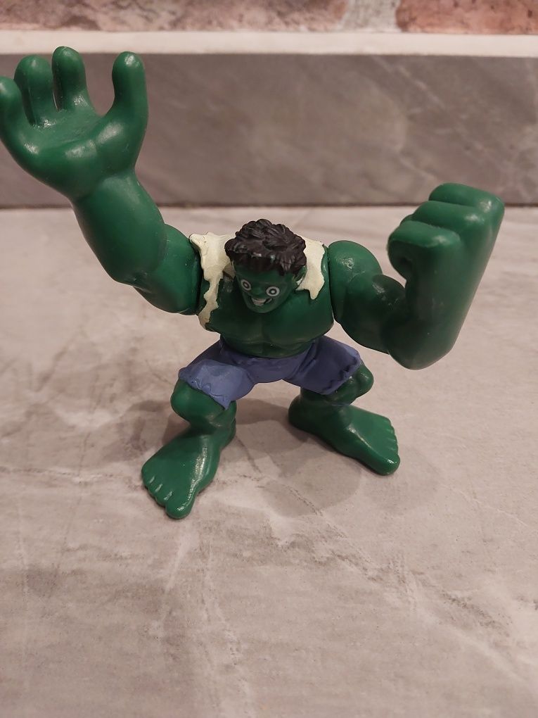 Figurka Hulka Hasbro 2011 r. 6,5