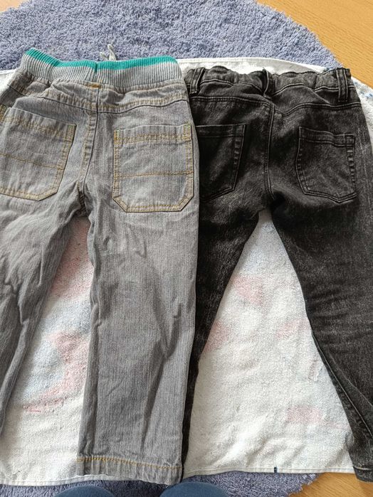 Spodnie chłopięce 98