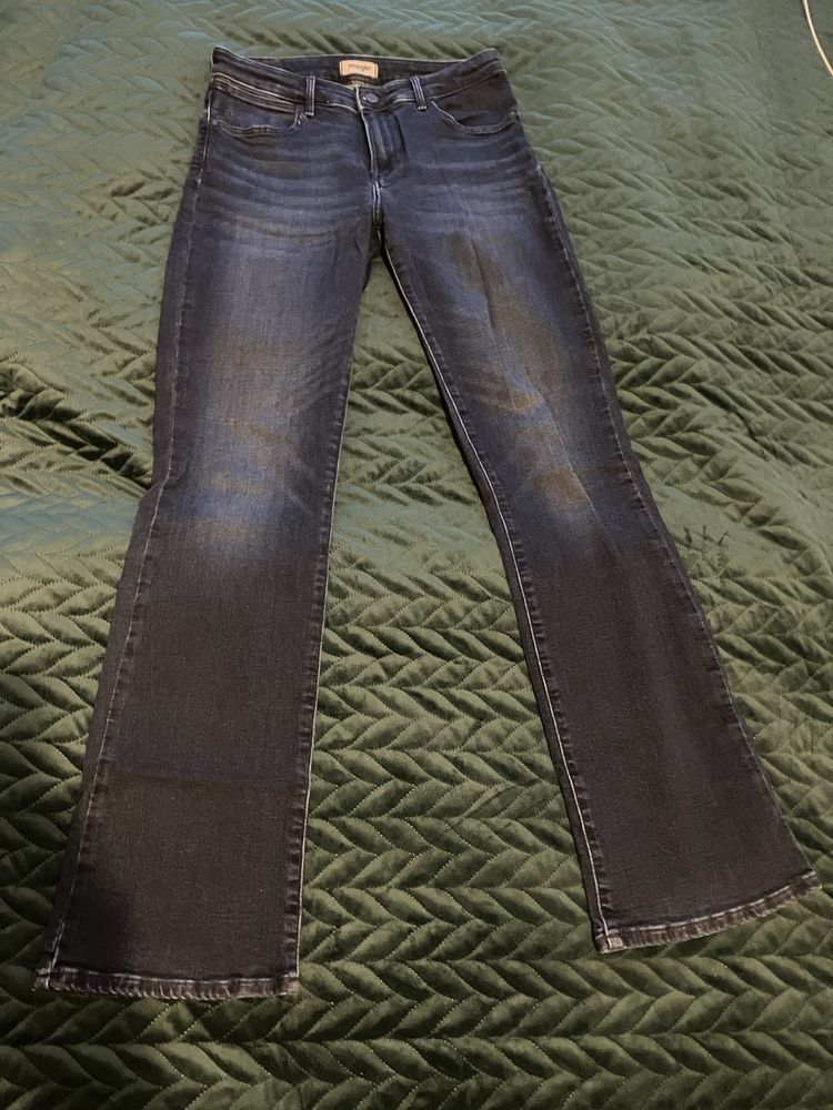 Oryginalne jeansy Wrangler bootcut W29 L32 dzwony