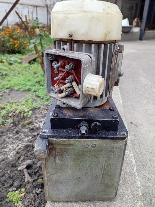 Продам електро маслостанцію