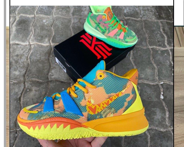 Баскетбол Nike Kyrie 7 MOM Sneaker Room Air and Earth