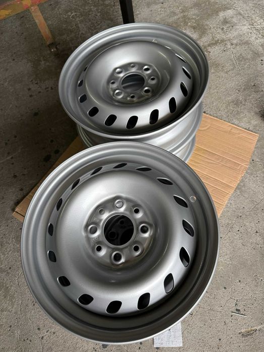 Malowanie proszkowe -ogrodzenia, balustrady, części samochodowe, felgi