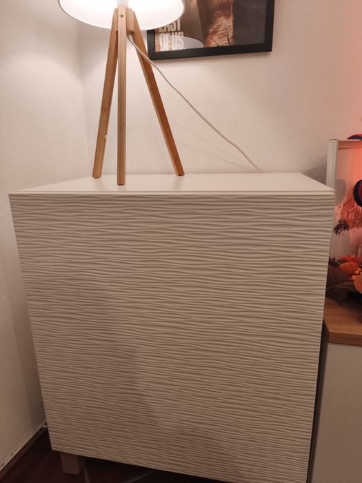 Móvel Besta IKEA com pés
