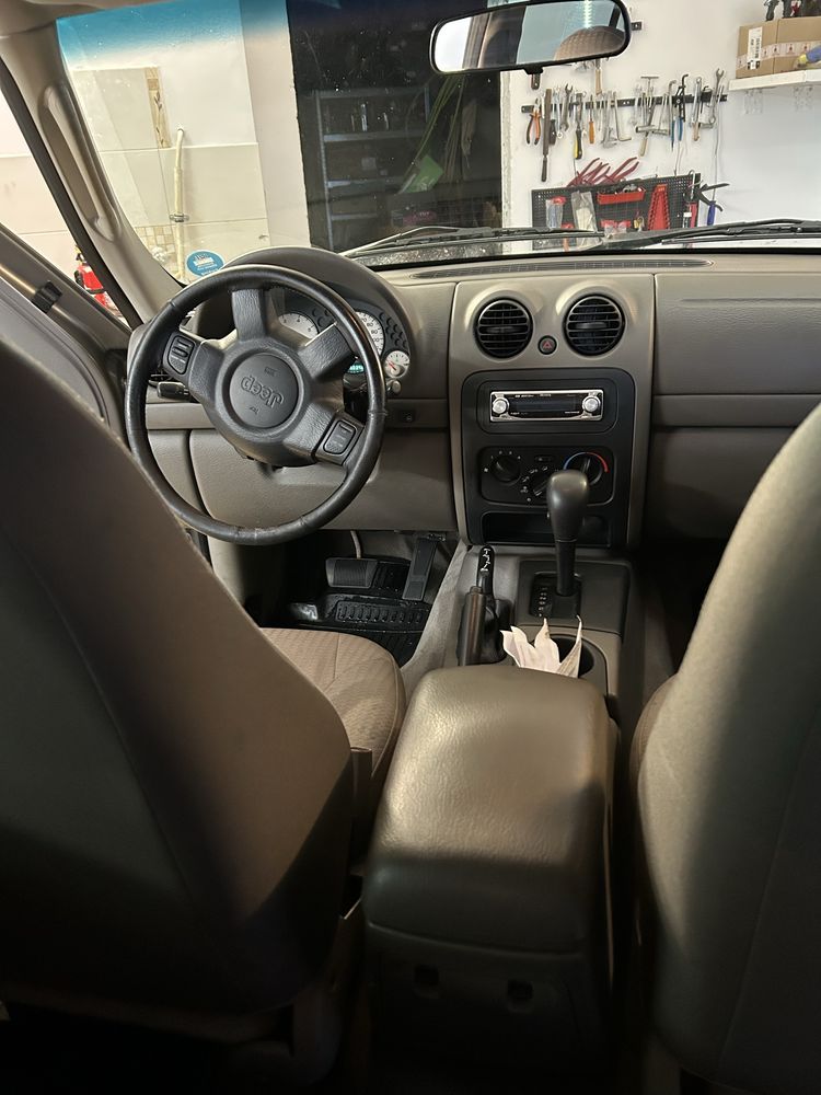 Jeep liberty kj 3.7