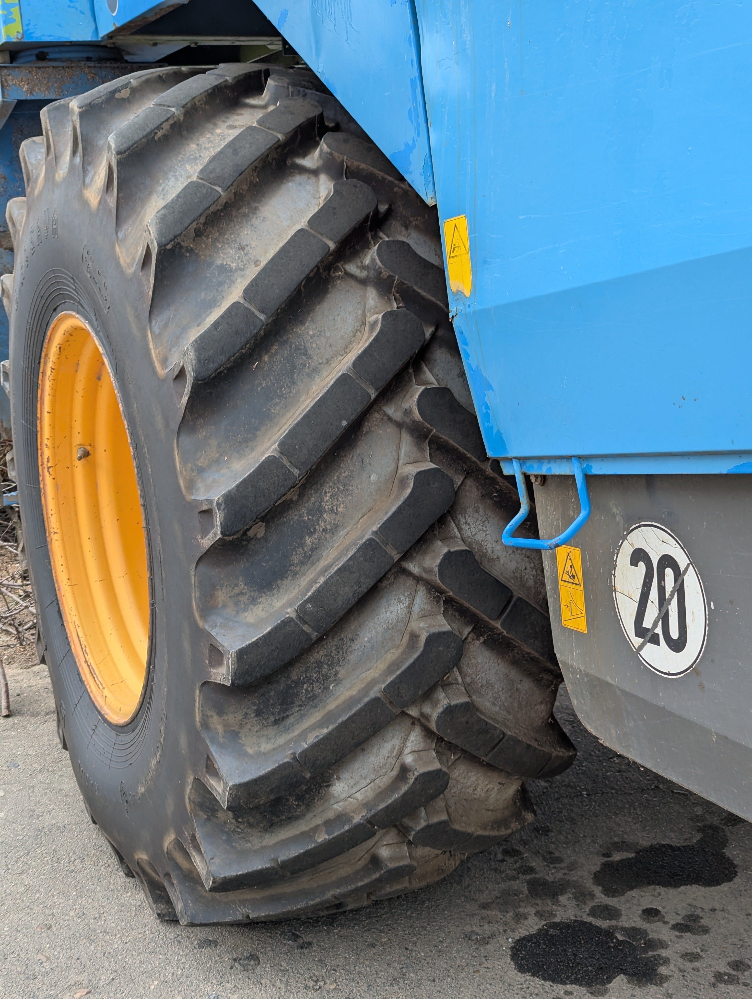 Комбайн Claas Mega 350 2004