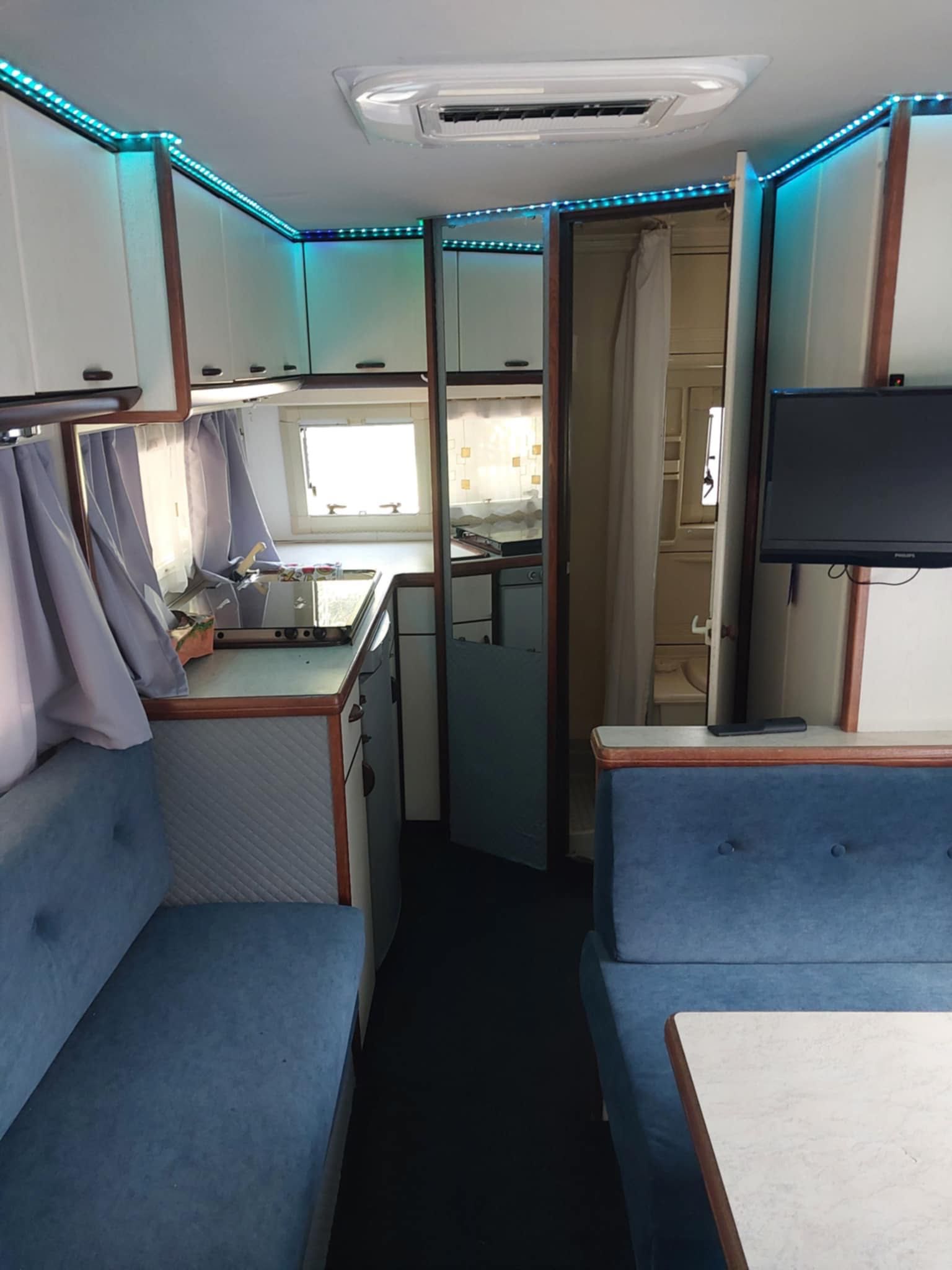 Kamper Peugeot J5