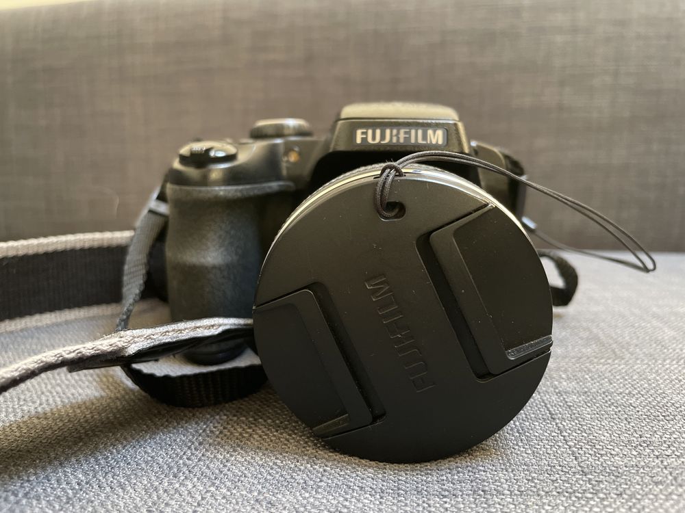 Aparat fujifilm Finepix S9800