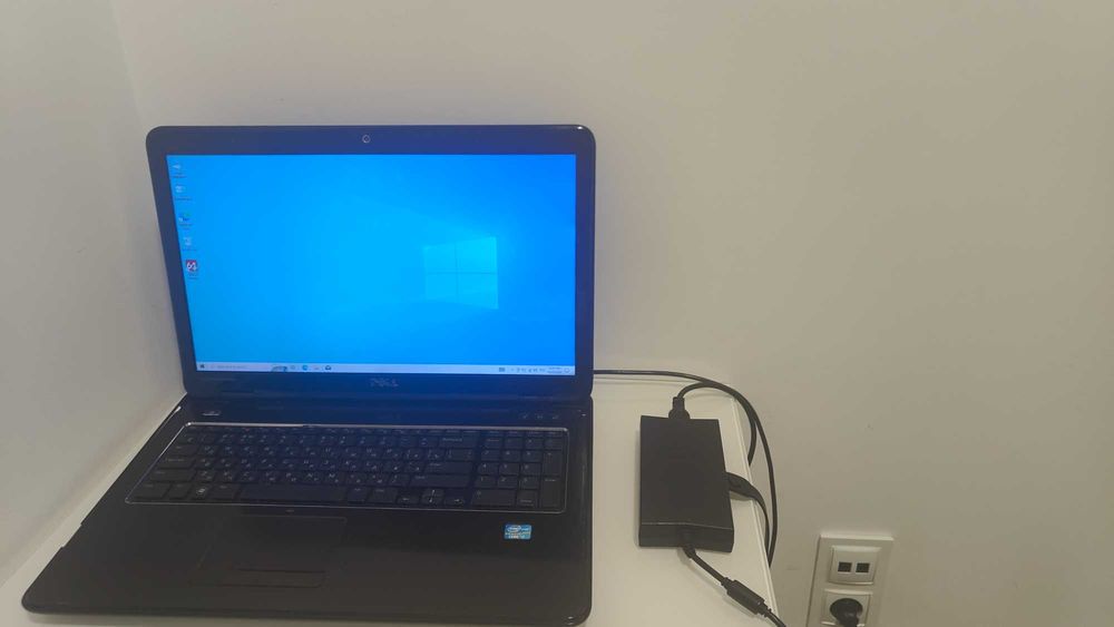 Intel Core i7, 8Giga RAM, 2xSSDx180 Laptop Dell Inspirion N7110