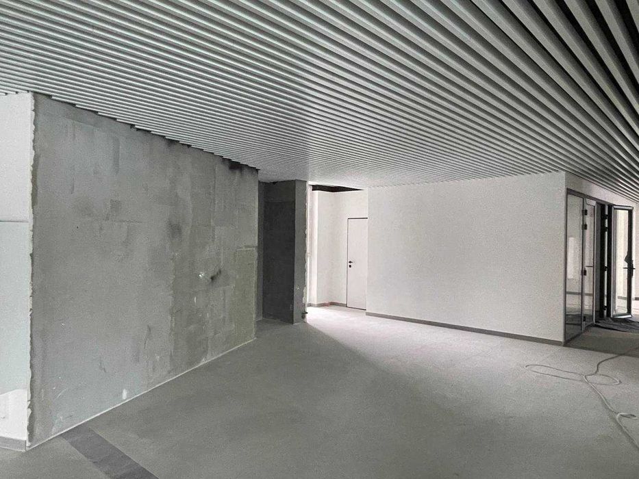 Продаж приміщення на 2 поверсі в БЦ Лондон.