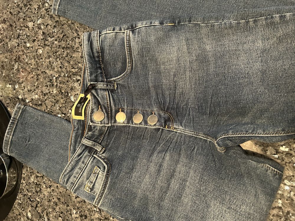 Spodnue jeans Roberta Biagi -zlote guziki r.44