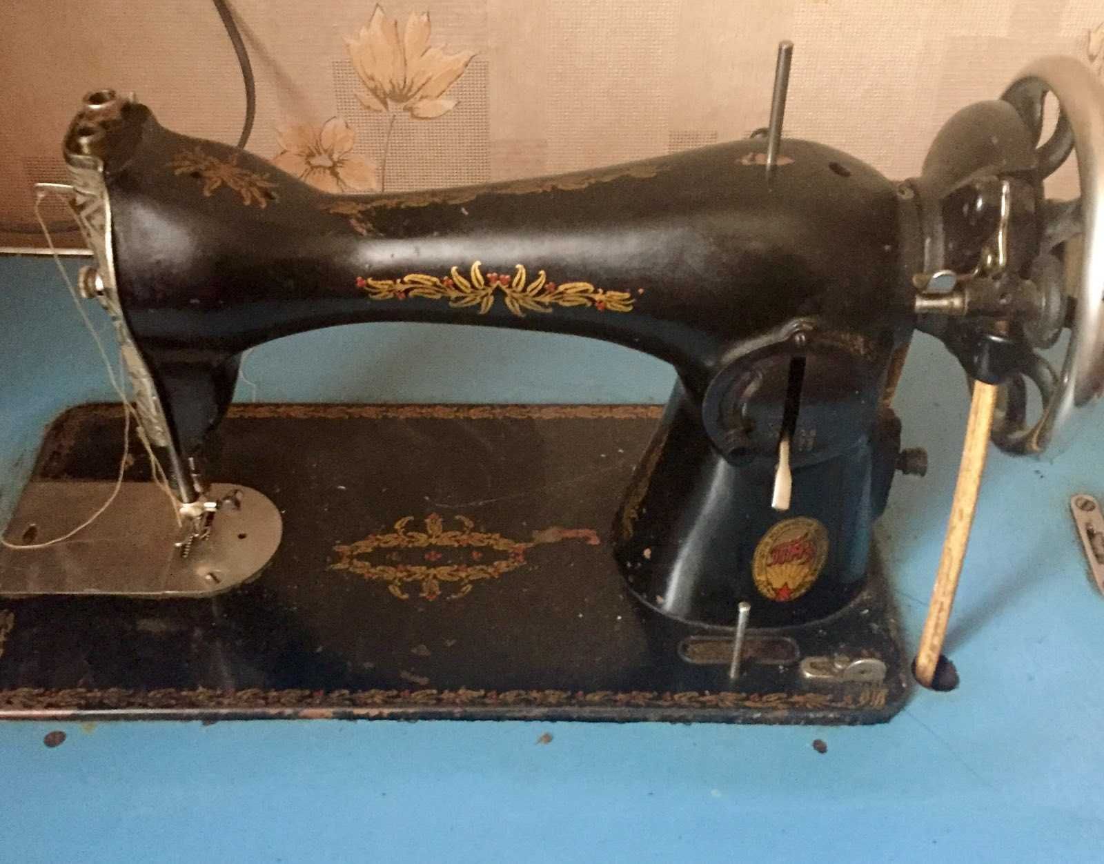 Продам швейну машинку Подолянка...