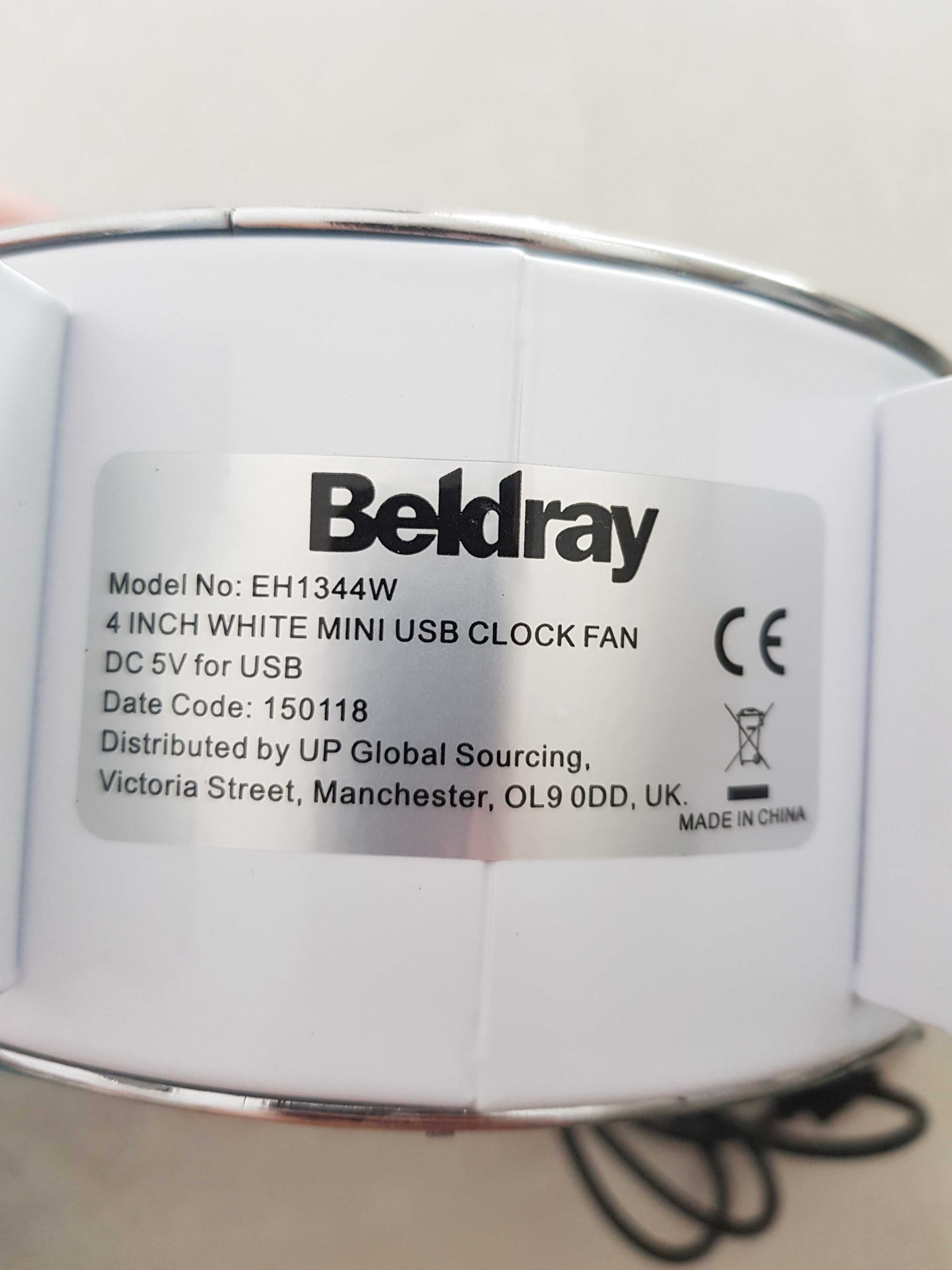 Kompaktowy wiatraczek na USB
