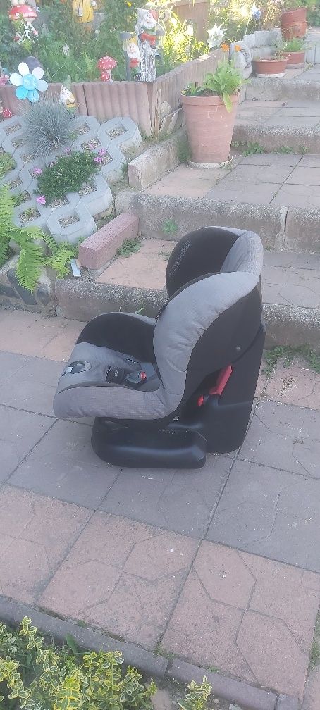 Fotelik samochodowy 9-18kg maxi-cosi