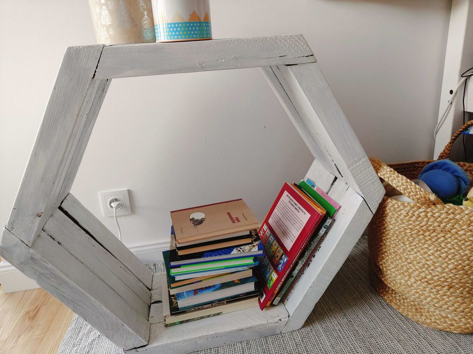 Regał heksagon, biały, drewniany, półka, szafka nocna, na książki