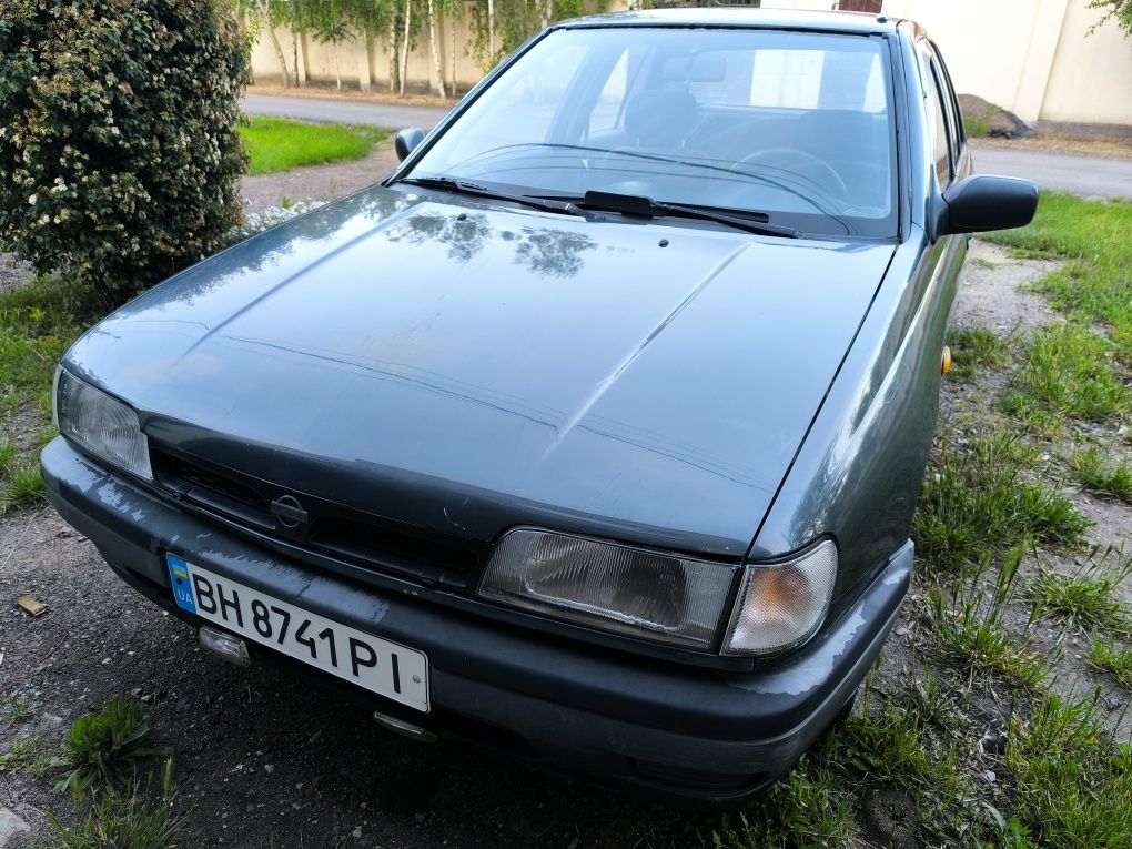 Nisan sunny N14 1.6l