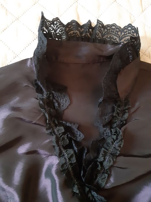 Ciemnofioletowa, elegancka bluzka, koronka, wiązana, M