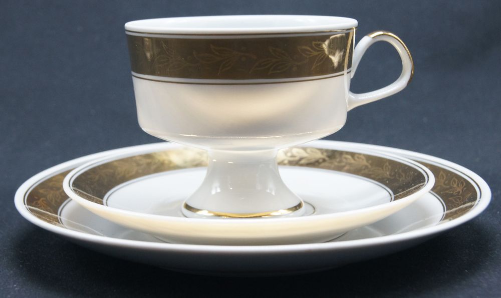 Trio Stara Porcelanowa filiżanka w złoceniach