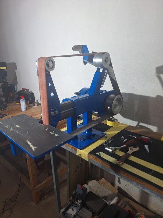 Lixadeira de cinta de cutelaria