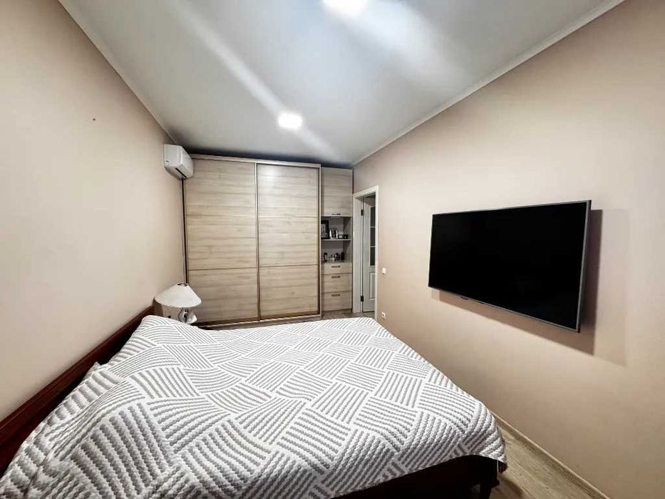 Продам двухкомнатную квартиру ЖК Днепровская Брама