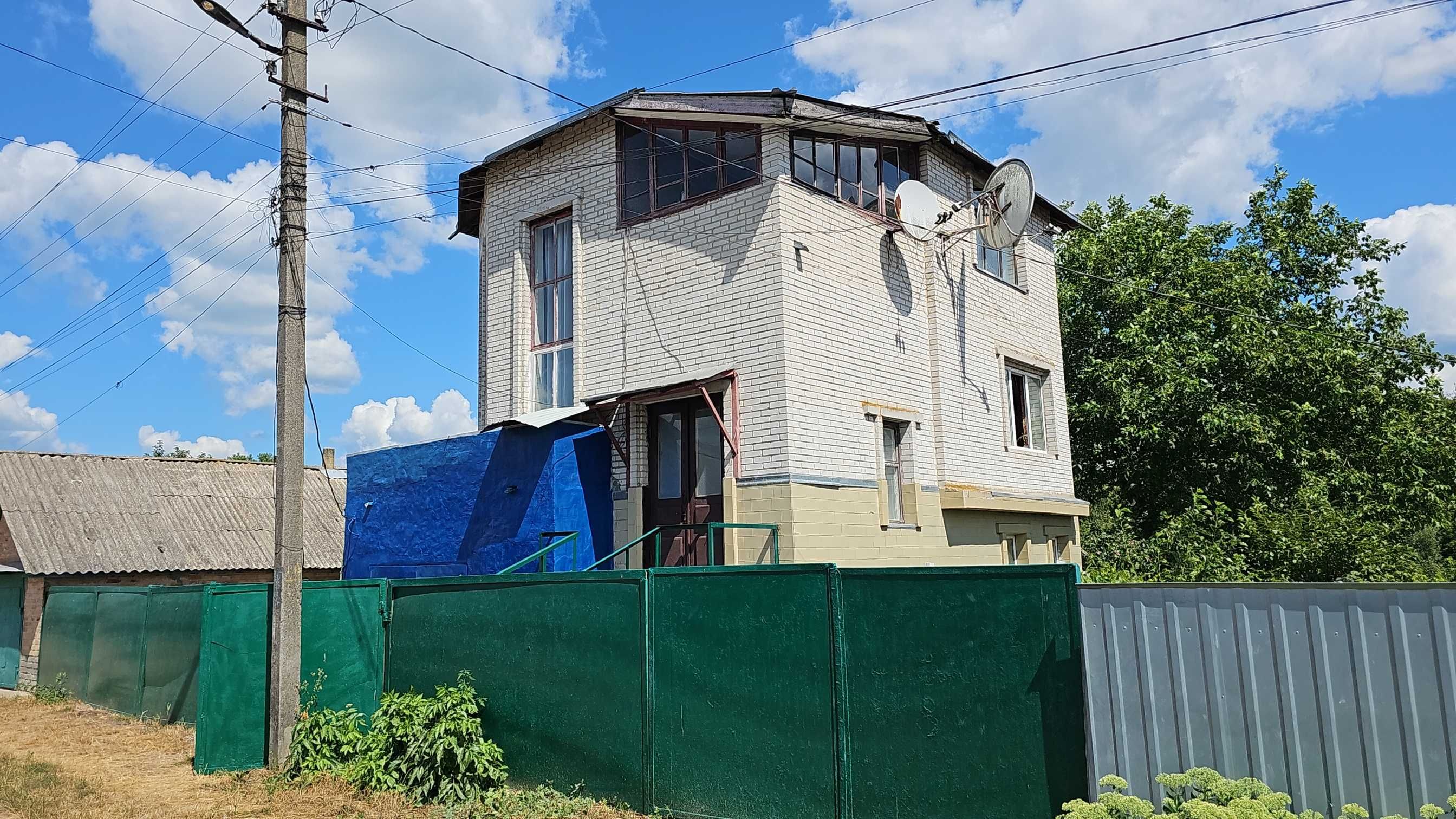 Будинок з різноплановим плануванням гараж, погріб, балкони, Є Відеоогл