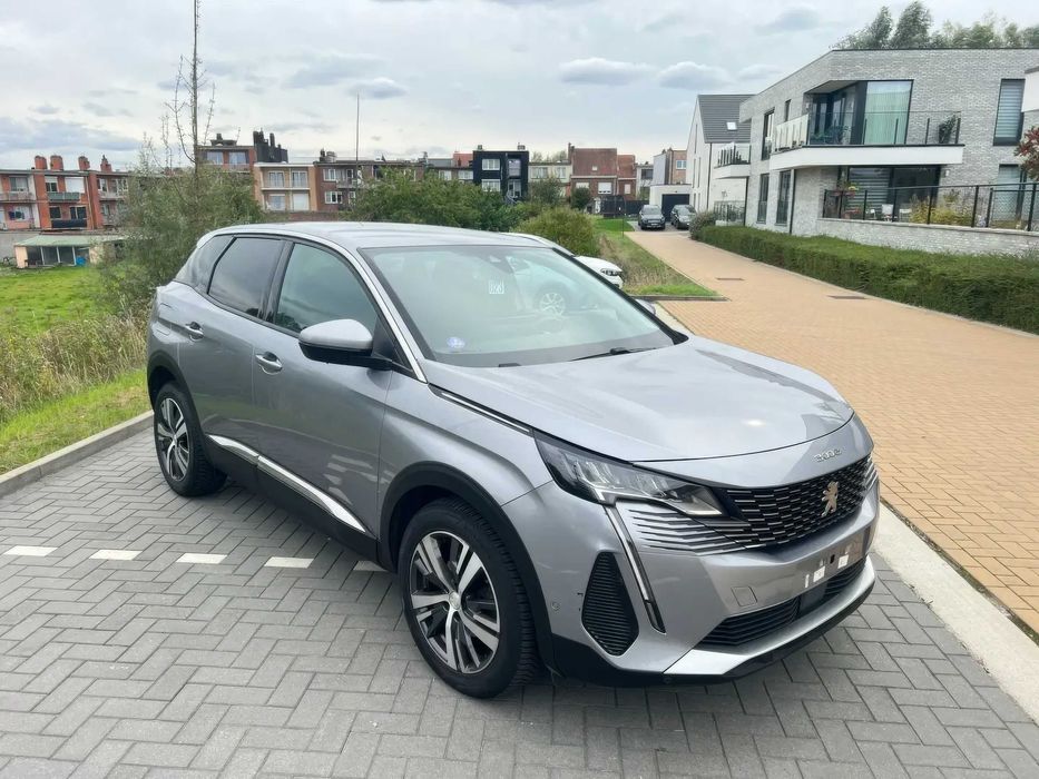 Peugeot 3008      2021