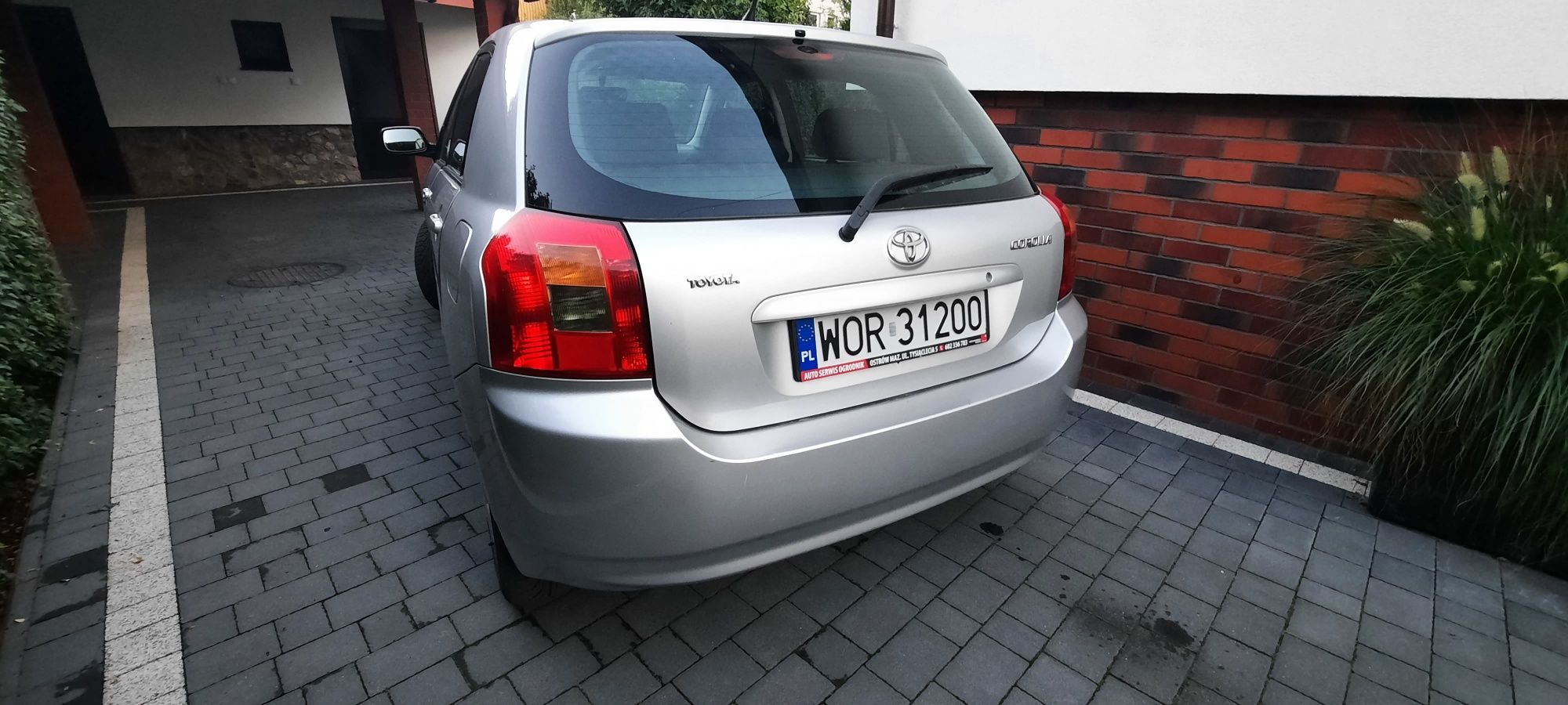 Toyota Corolla 1.6 benzyna, r.2003