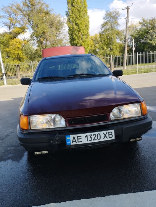 Продам Ford Sierra в хорошем состоянии