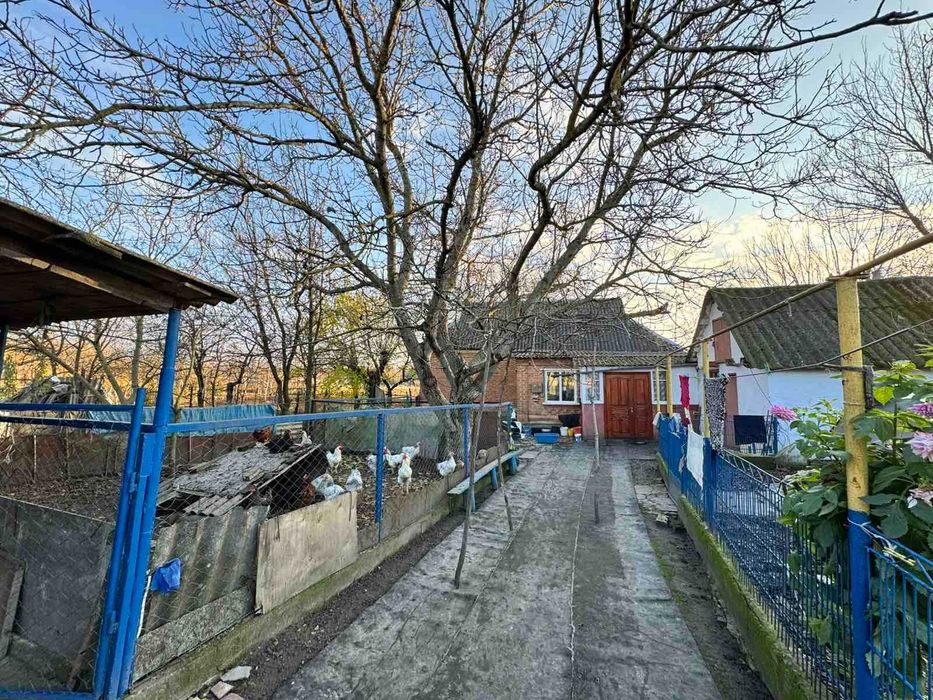 Продаж окремостоячого будинку в смт Турбів