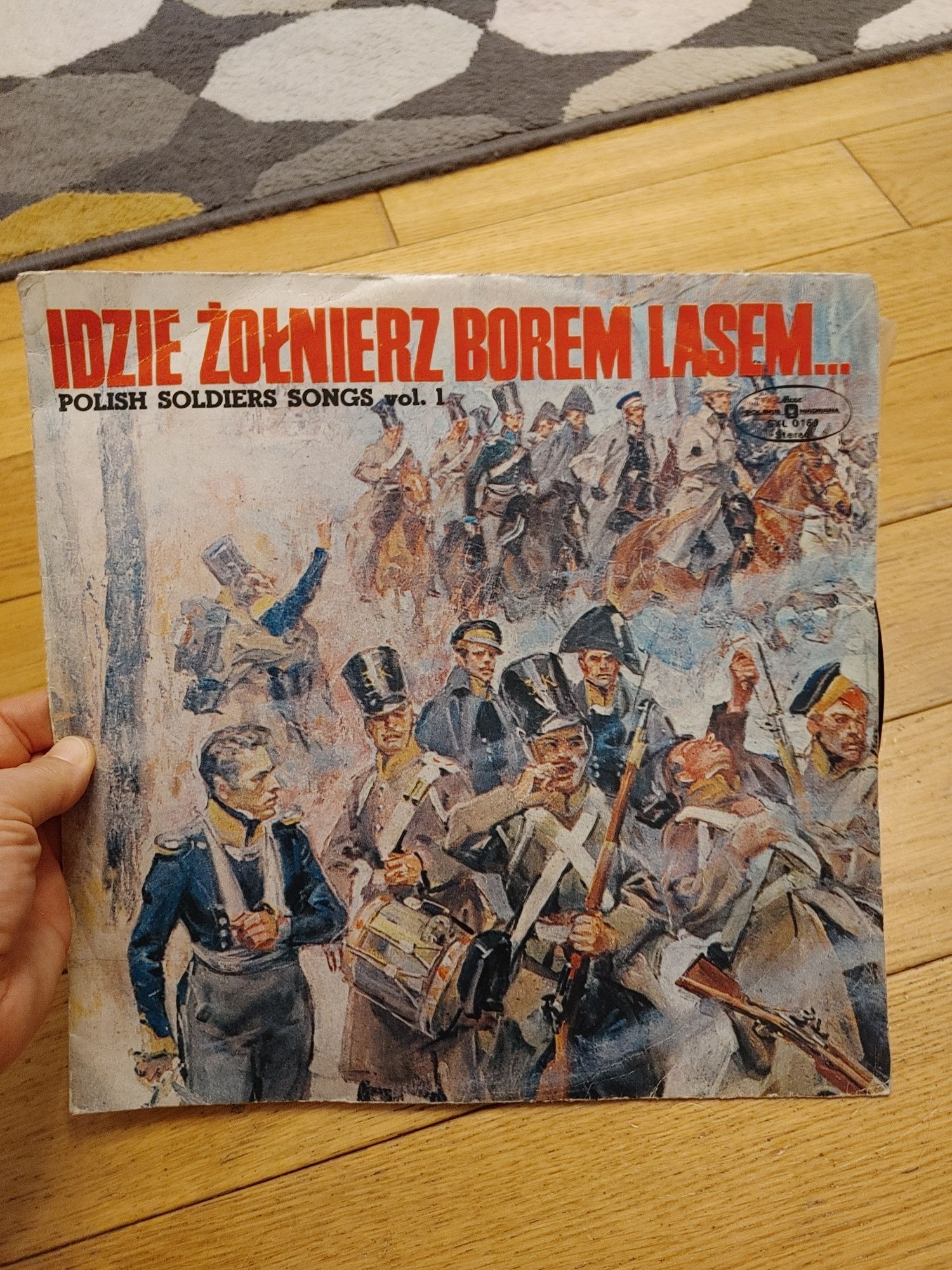 Idzie żołnierz borem lasem - płyta winylowa