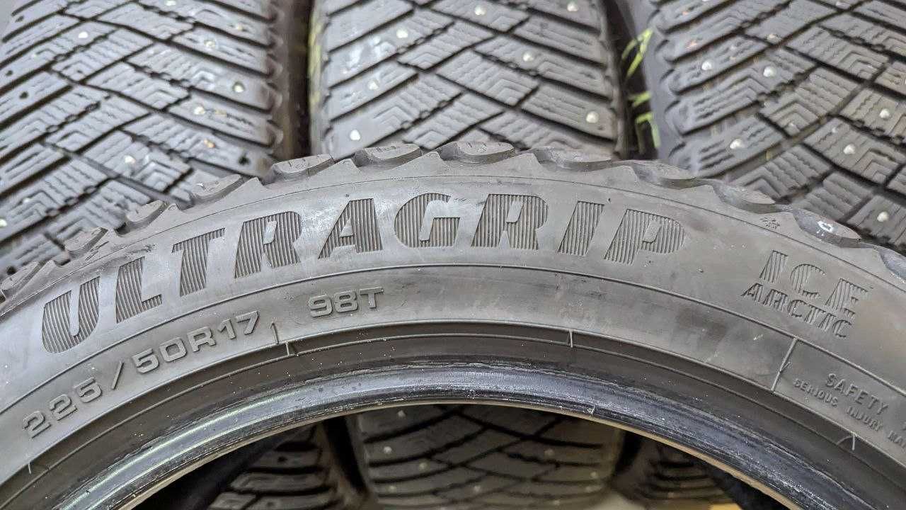Шиповані шини 225/50 R17 98T Goodyear UltraGrip Ice Arctic