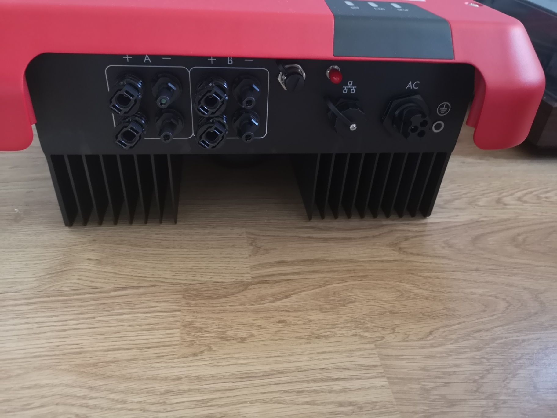 Nowy falownik SMA 3kW jednofazowy